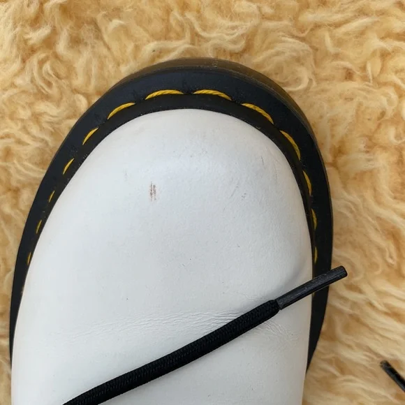 Doc Martens - Picture 6 of 10